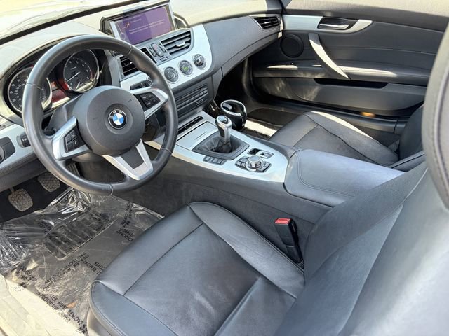 Used 2014 BMW Z4 sDrive28i image 12