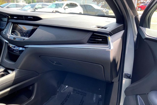 Used 2023 Cadillac XT5 Luxury AWD/4WD image 16