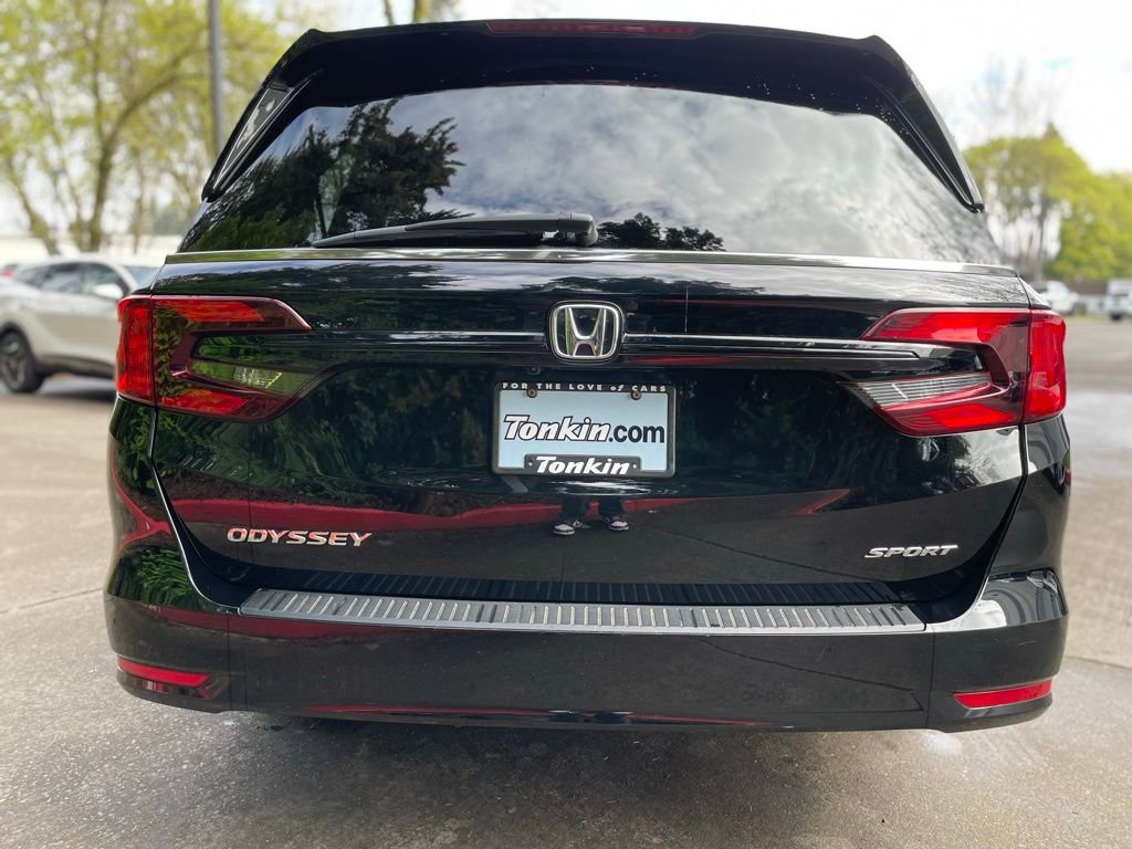 Used 2023 Honda Odyssey Sport image 6