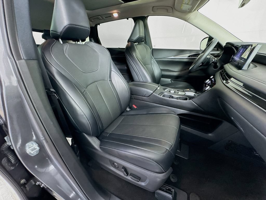 Certified 2023 INFINITI QX60 Luxe w/ Cargo Package FWD image 40