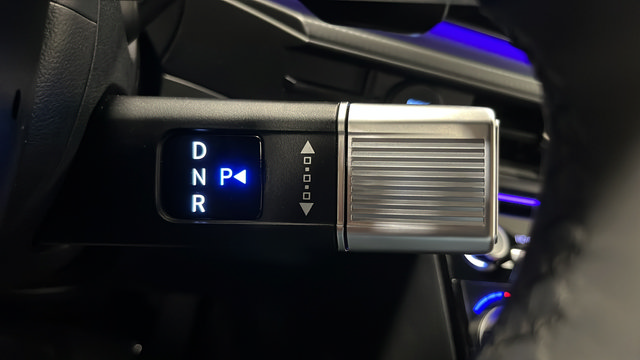 Used 2025 Hyundai Santa Fe Calligraphy AWD/4WD image 19