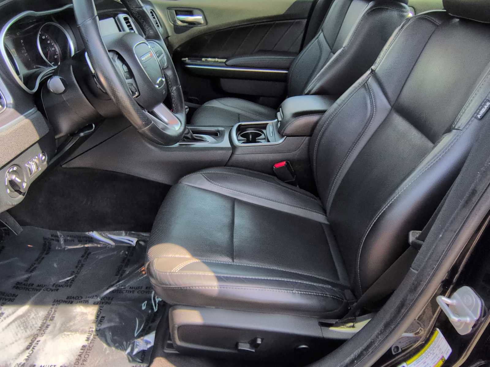 Used 2018 Dodge Charger R/T w/ Plus Group RWD image 17
