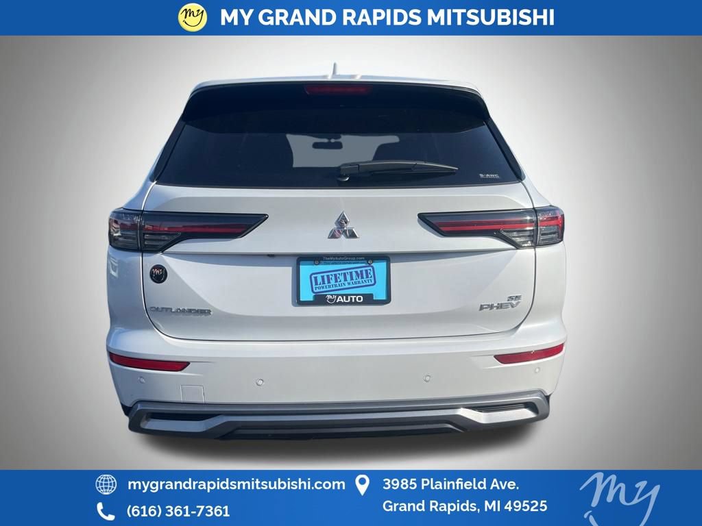 New 2026 Mitsubishi Outlander SE AWD/4WD image 4
