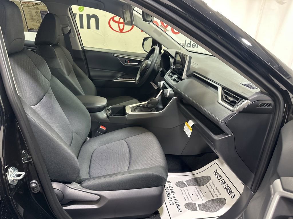 Used 2025 Toyota RAV4 XLE image 10