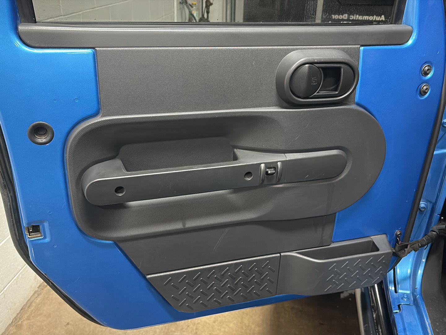 Used 2010 Jeep Wrangler Sport image 4