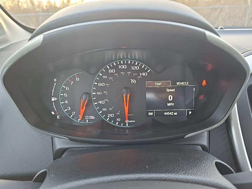 Used 2017 Chevrolet Sonic LT w/ Convenience Package image 17