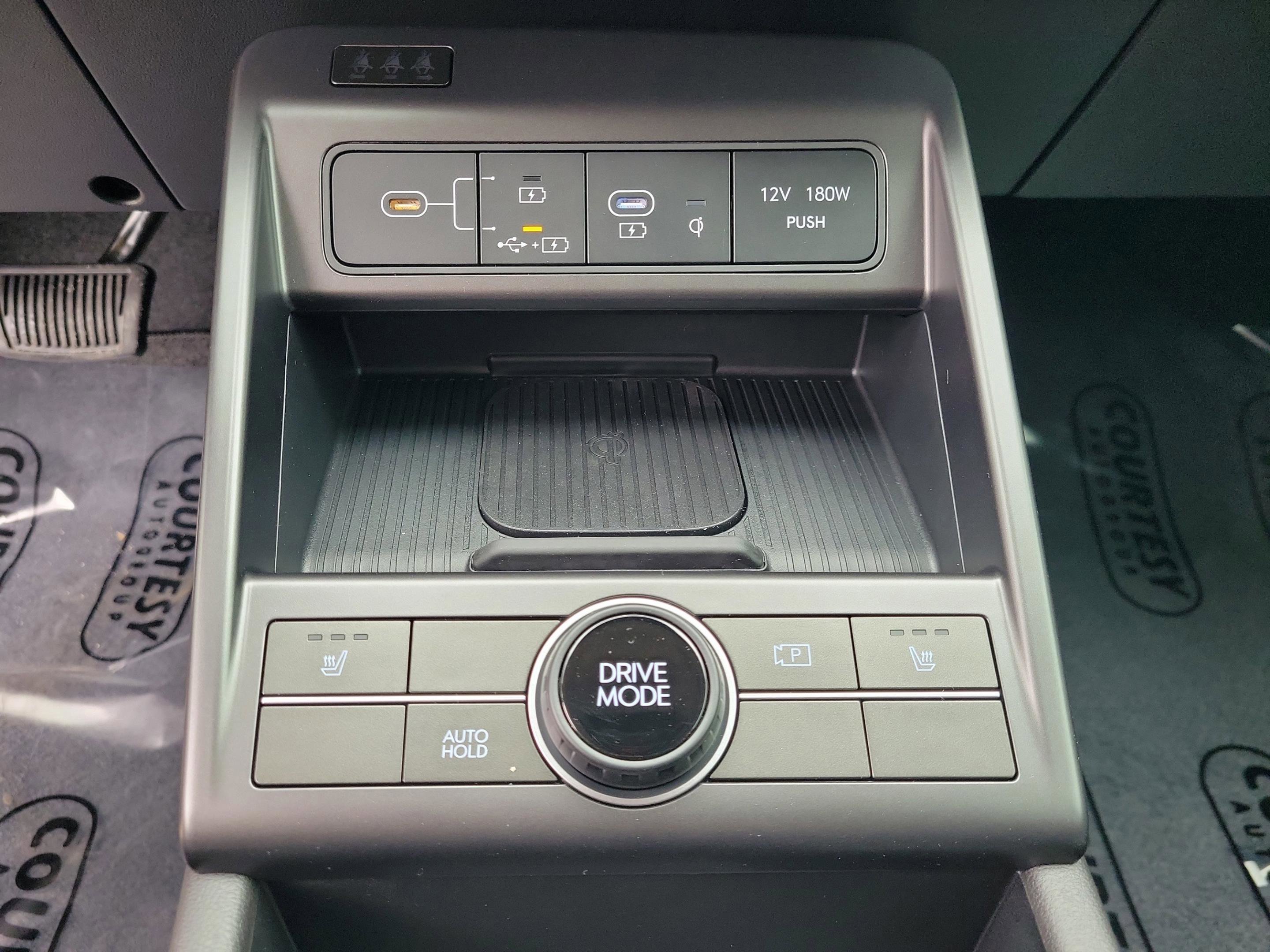 New 2026 Hyundai Kona SEL Premium image 25