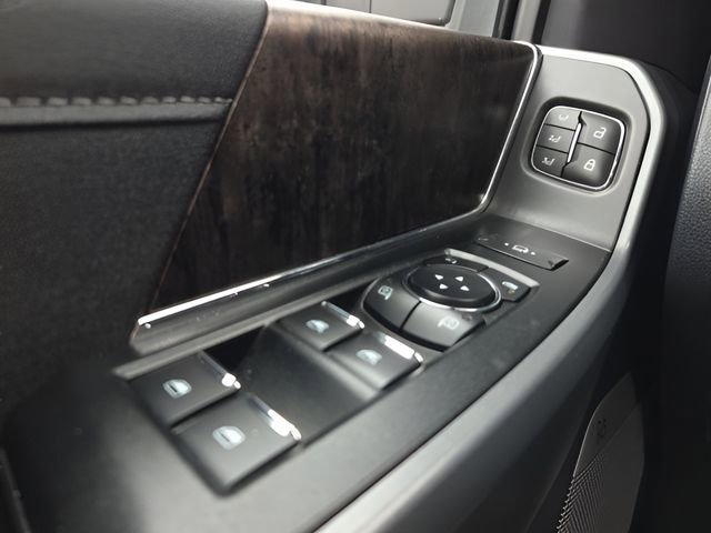 Used 2024 Ford F350 Lariat w/ FX4 Off-Road Package image 24