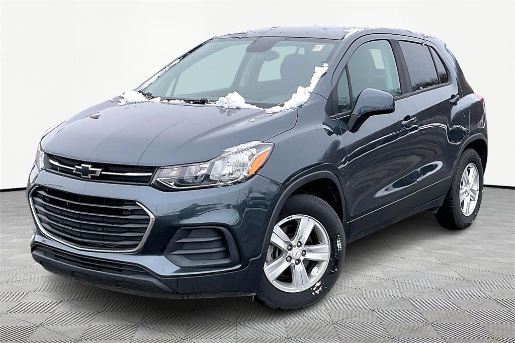 Used 2021 Chevrolet Trax LS w/ Tint and Cruise Package