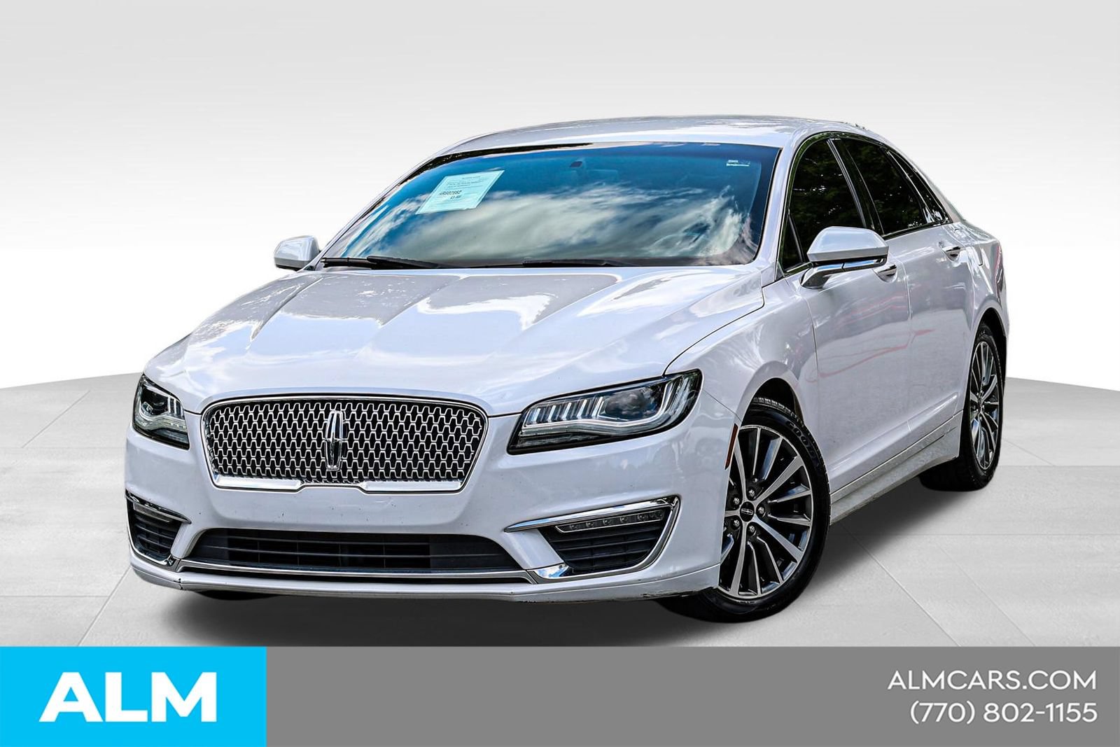 Used 2017 Lincoln MKZ Premiere FWD image 1