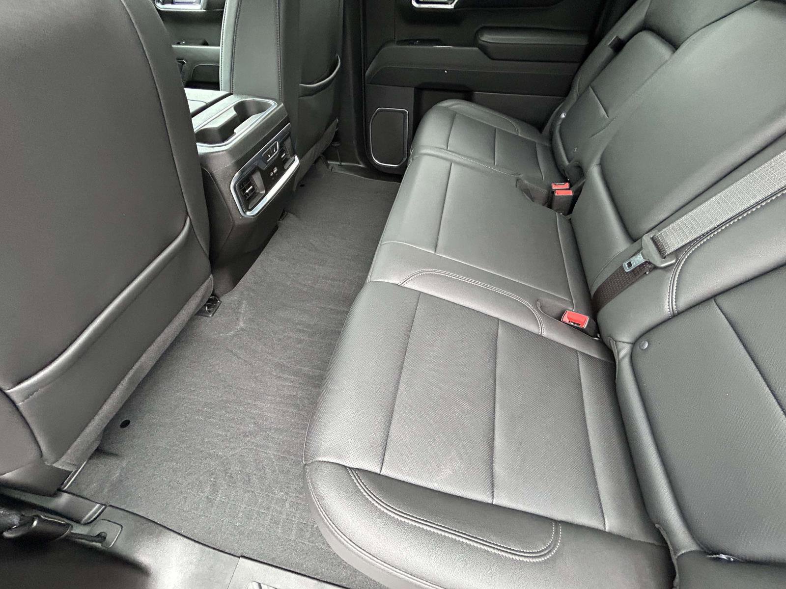 Used 2024 Chevrolet Silverado 1500 LTZ image 11