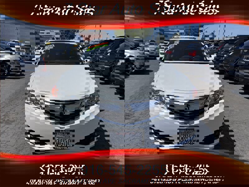 Used 2013 Acura ILX image 2