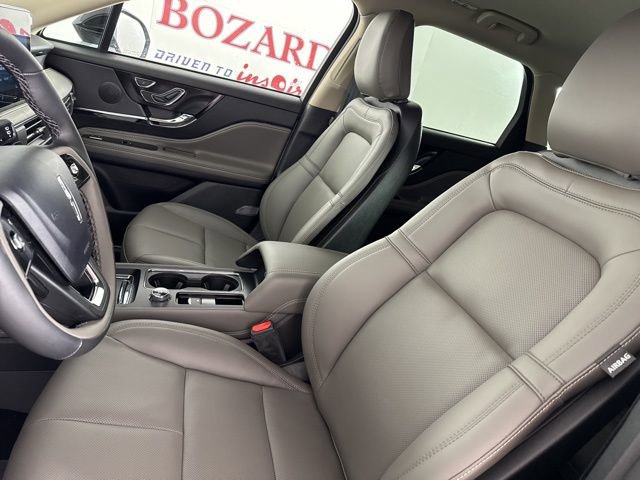 New 2026 Lincoln Corsair Premiere image 13