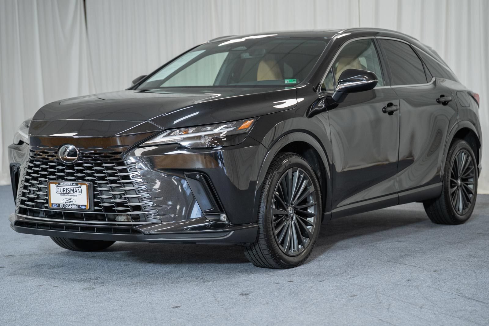 Used 2024 Lexus RX 350 Premium w/ Accessory Package (Z1) AWD/4WD image 3