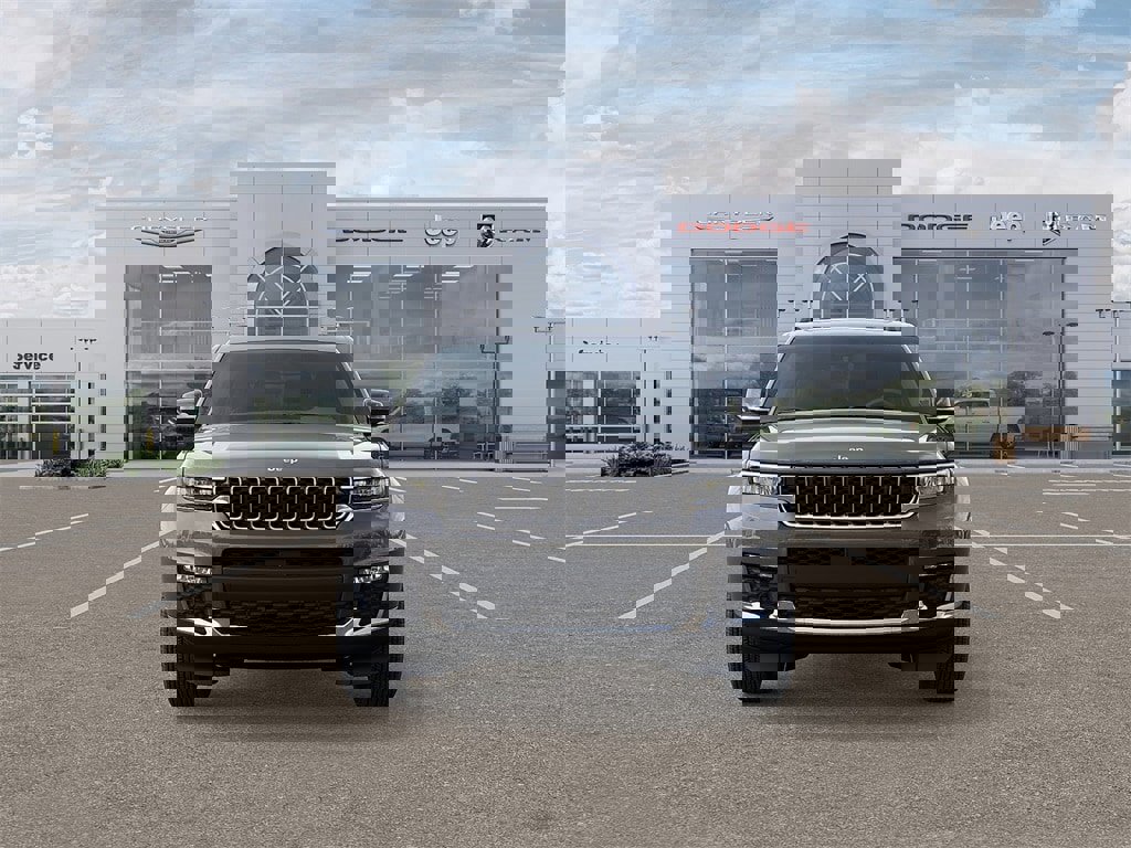 New 2025 Jeep Grand Cherokee L Limited image 6