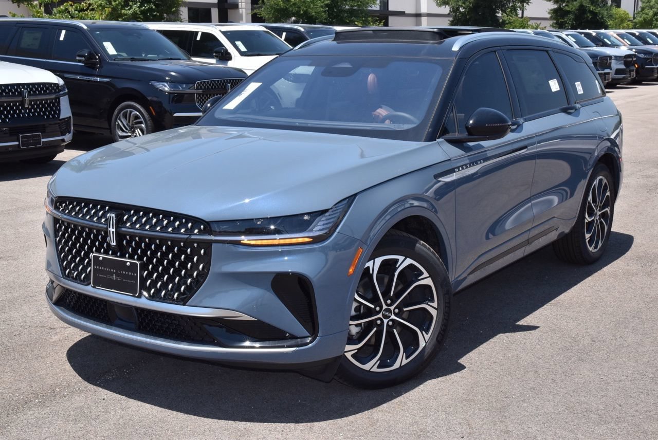New 2026 Lincoln Nautilus Reserve AWD/4WD image 19