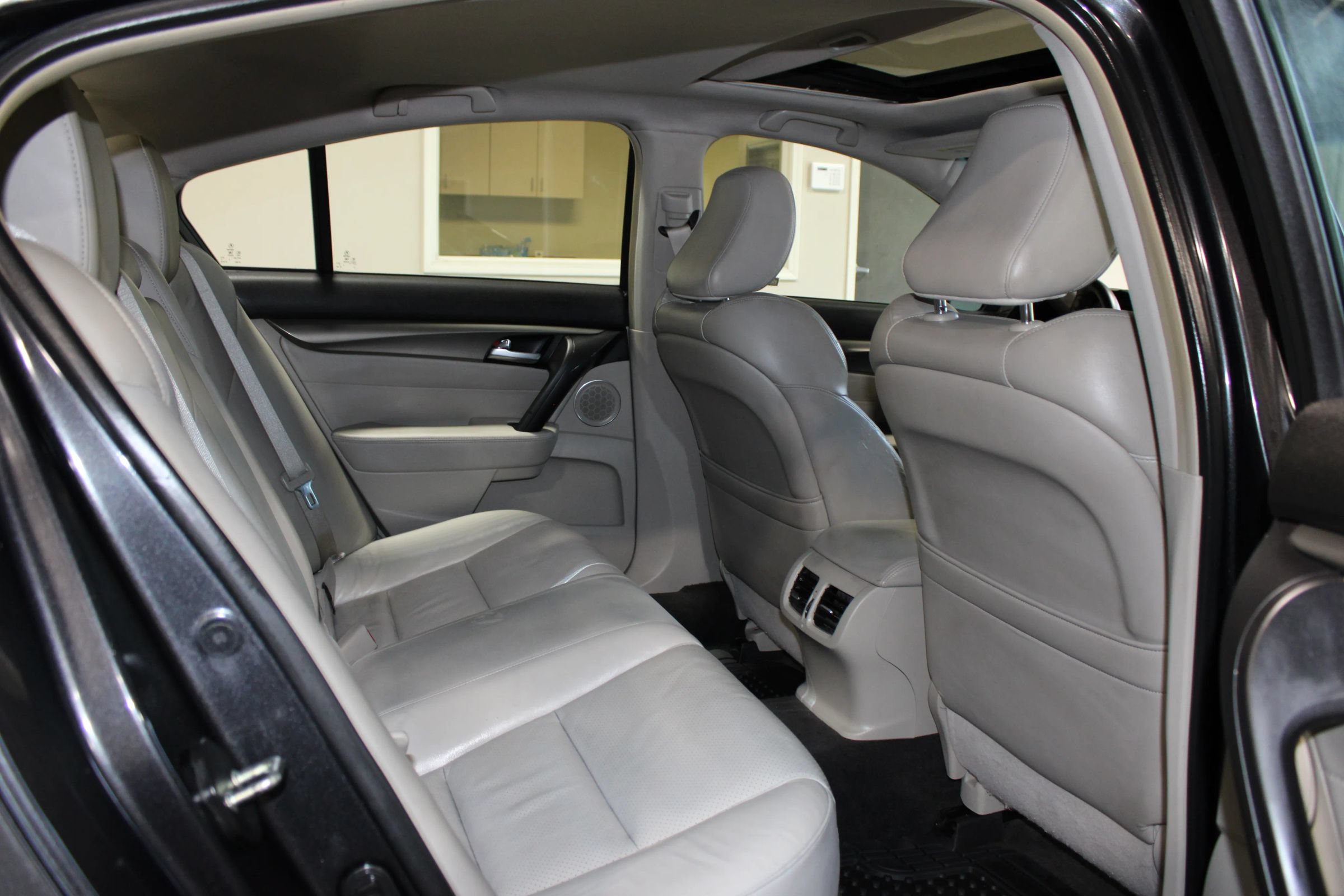 Used 2014 Acura TL w/ Technology Package FWD image 37