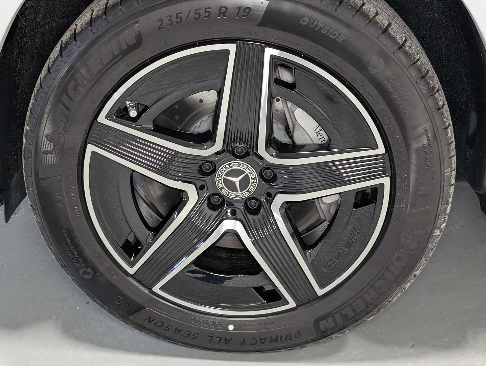 New 2026 Mercedes-Benz GLC 300 4MATIC image 3