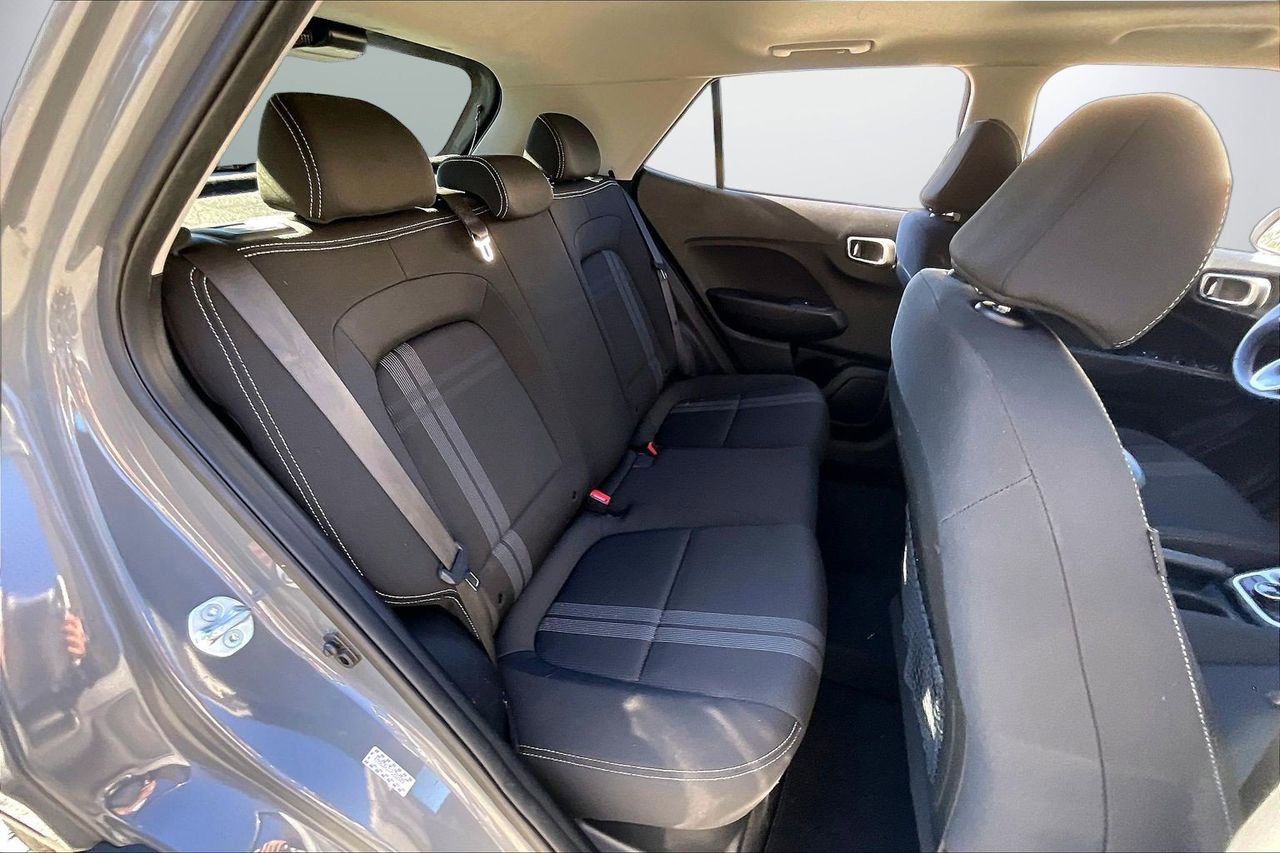 Used 2023 Hyundai Venue SEL w/ Cargo Package image 23