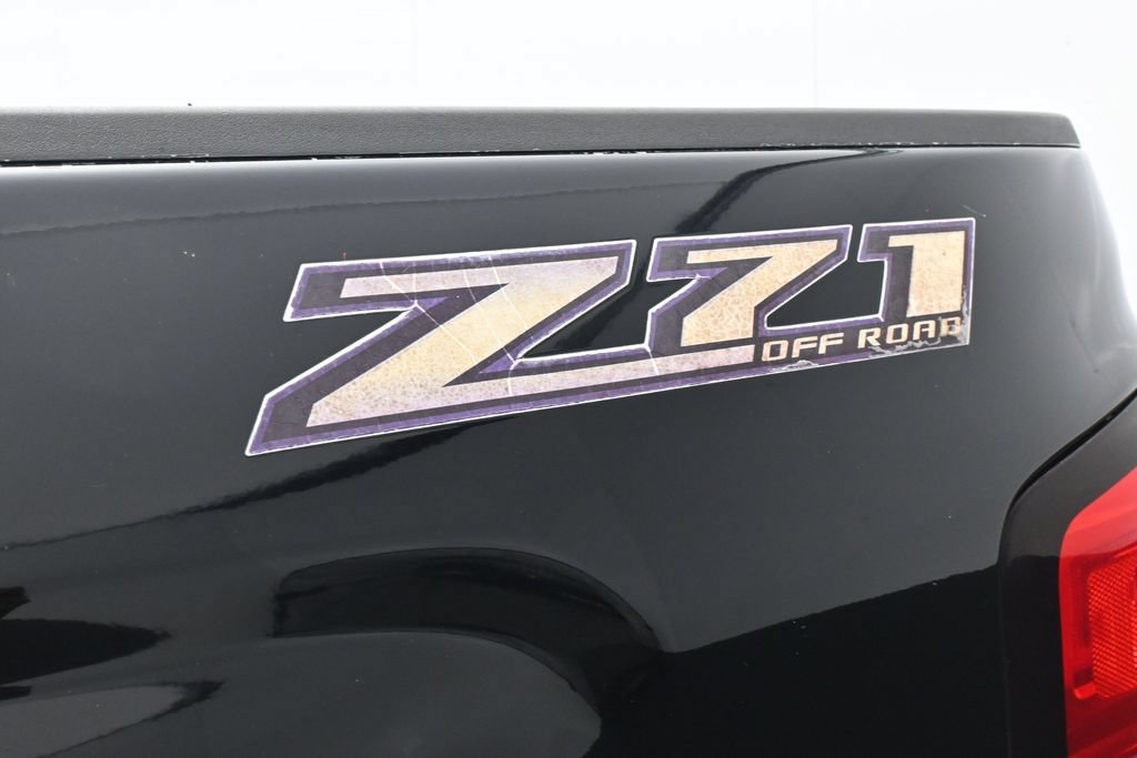 Used 2018 Chevrolet Silverado 1500 LT w/ All Star Edition AWD/4WD image 32