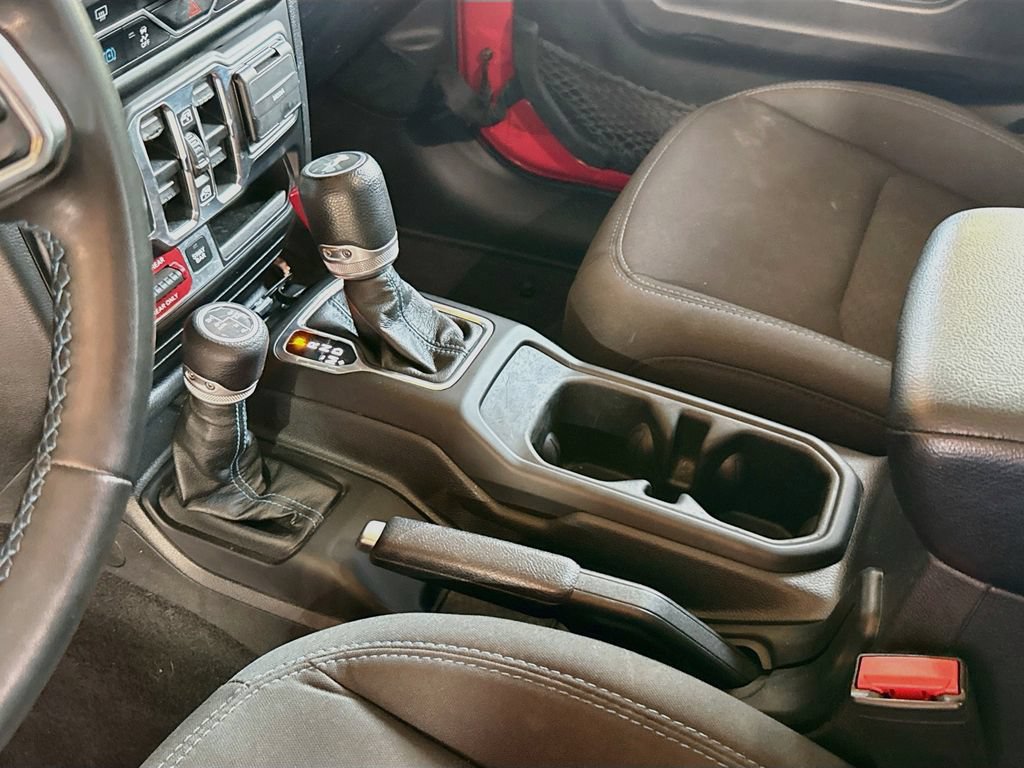 Used 2023 Jeep Wrangler Unlimited Rubicon 4xe AWD/4WD image 28