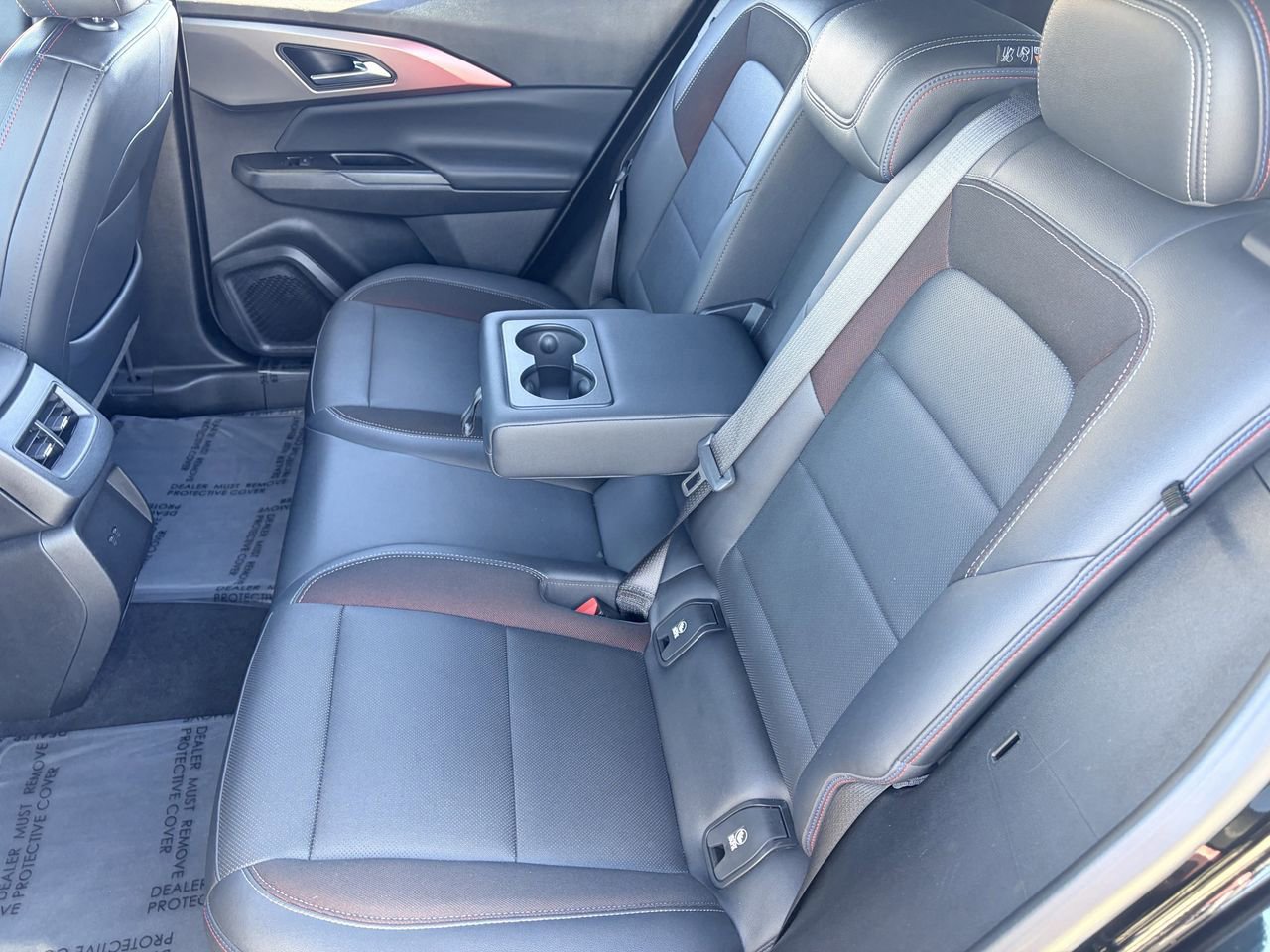 Used 2024 Chevrolet Equinox EV RS image 17