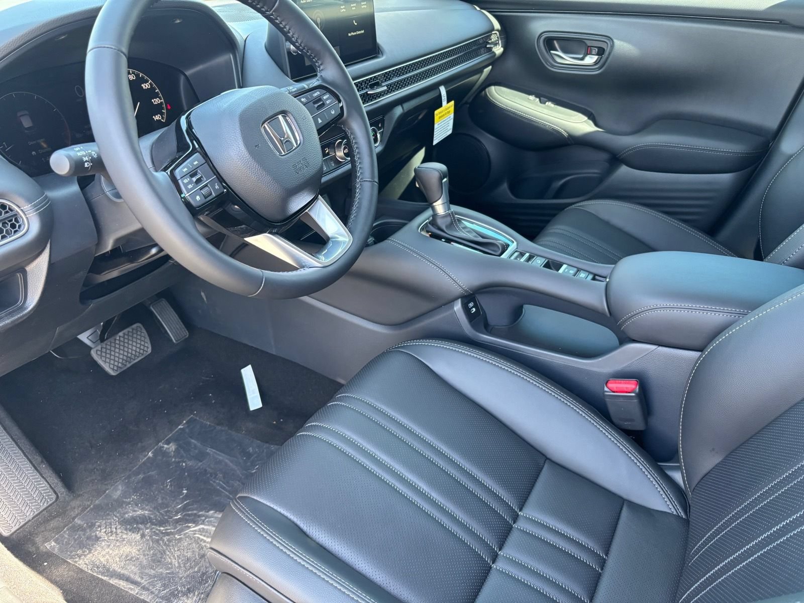 New 2026 Honda HR-V EX-L image 12