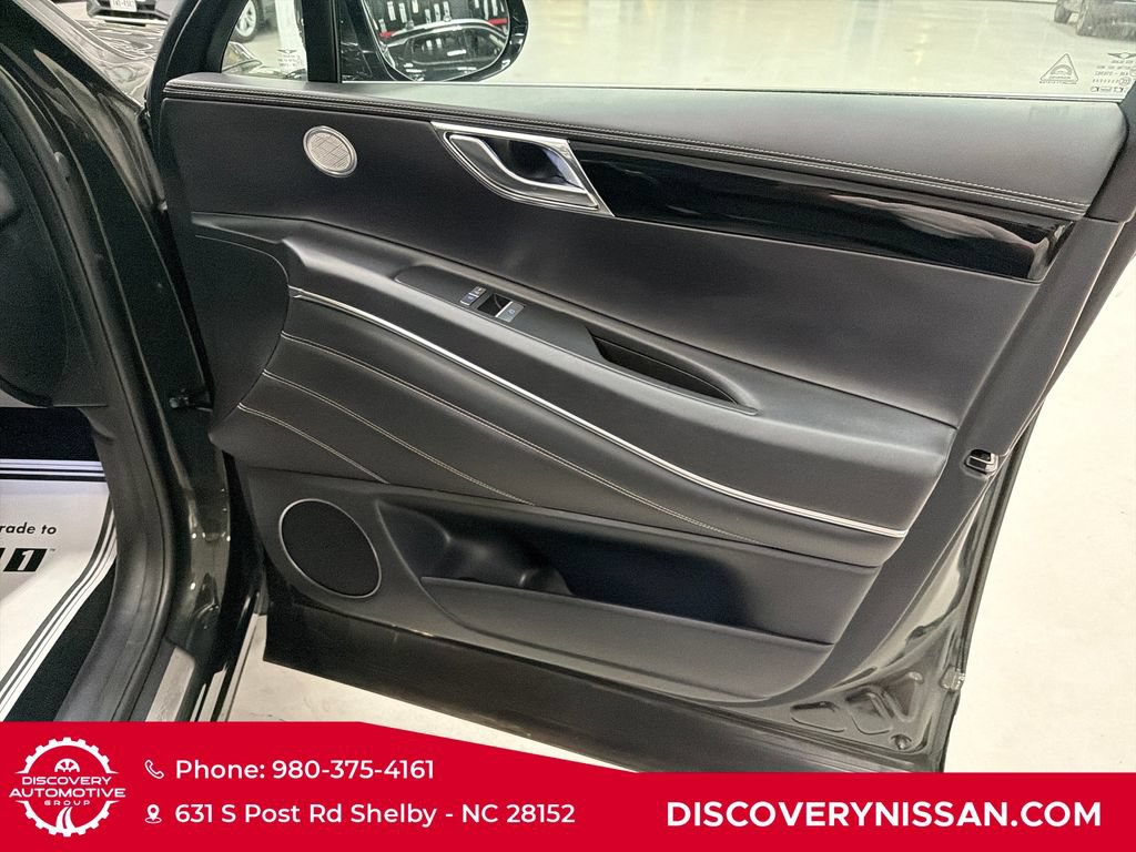 Used 2025 Genesis GV80 2.5T Standard AWD/4WD image 44