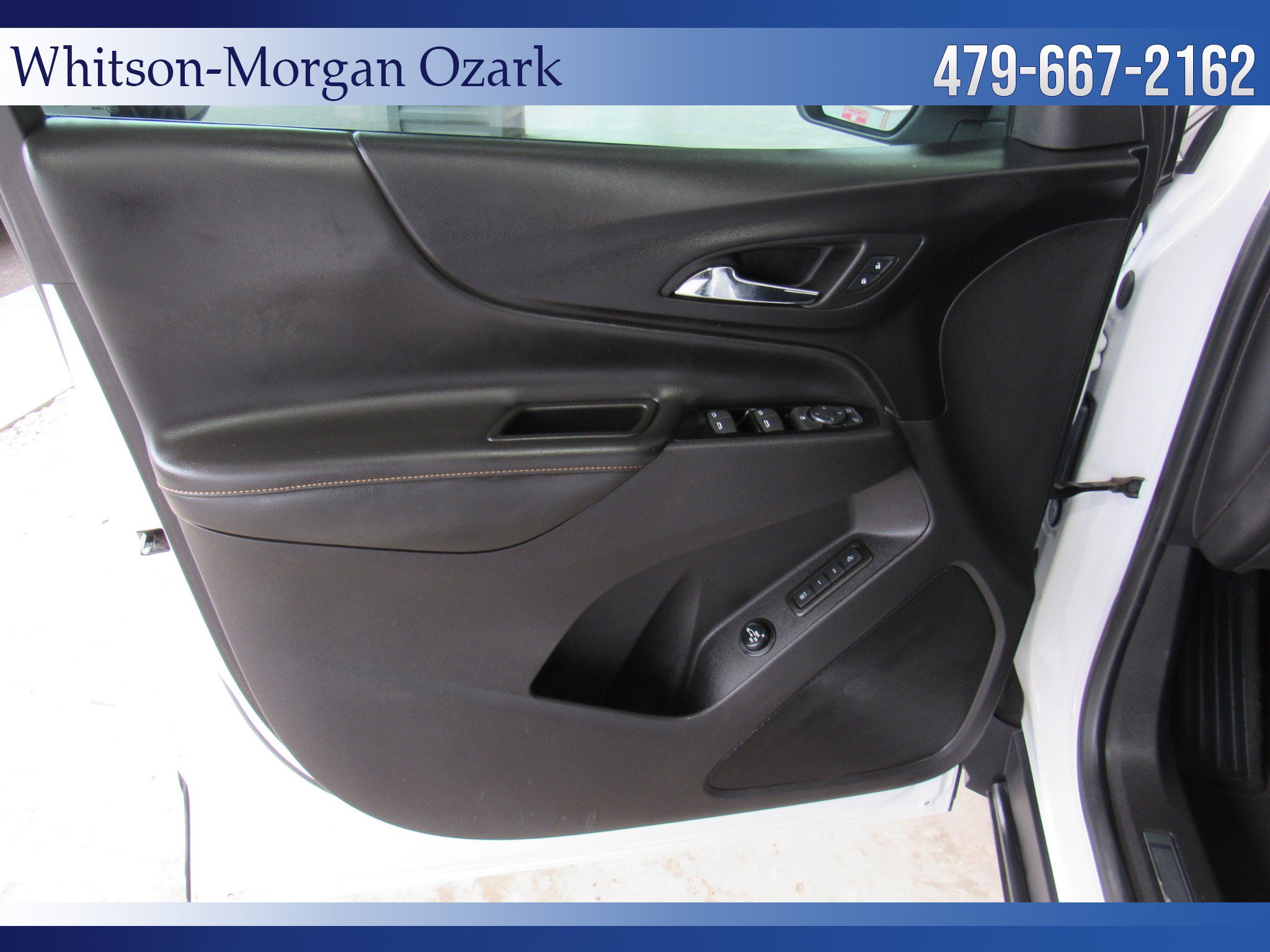 Used 2024 Chevrolet Equinox Premier FWD image 32