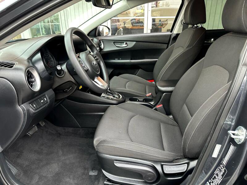Used 2020 Kia Forte LXS image 13