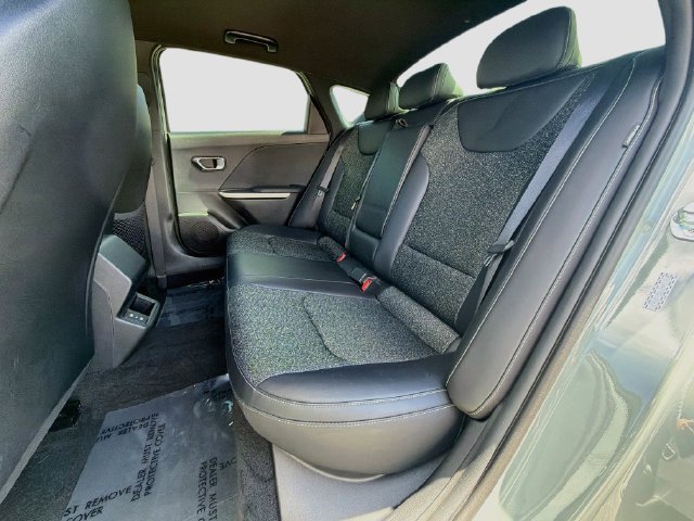 Used 2025 Kia K4 GT-Line w/ GT-Line Sunroof Package FWD image 19