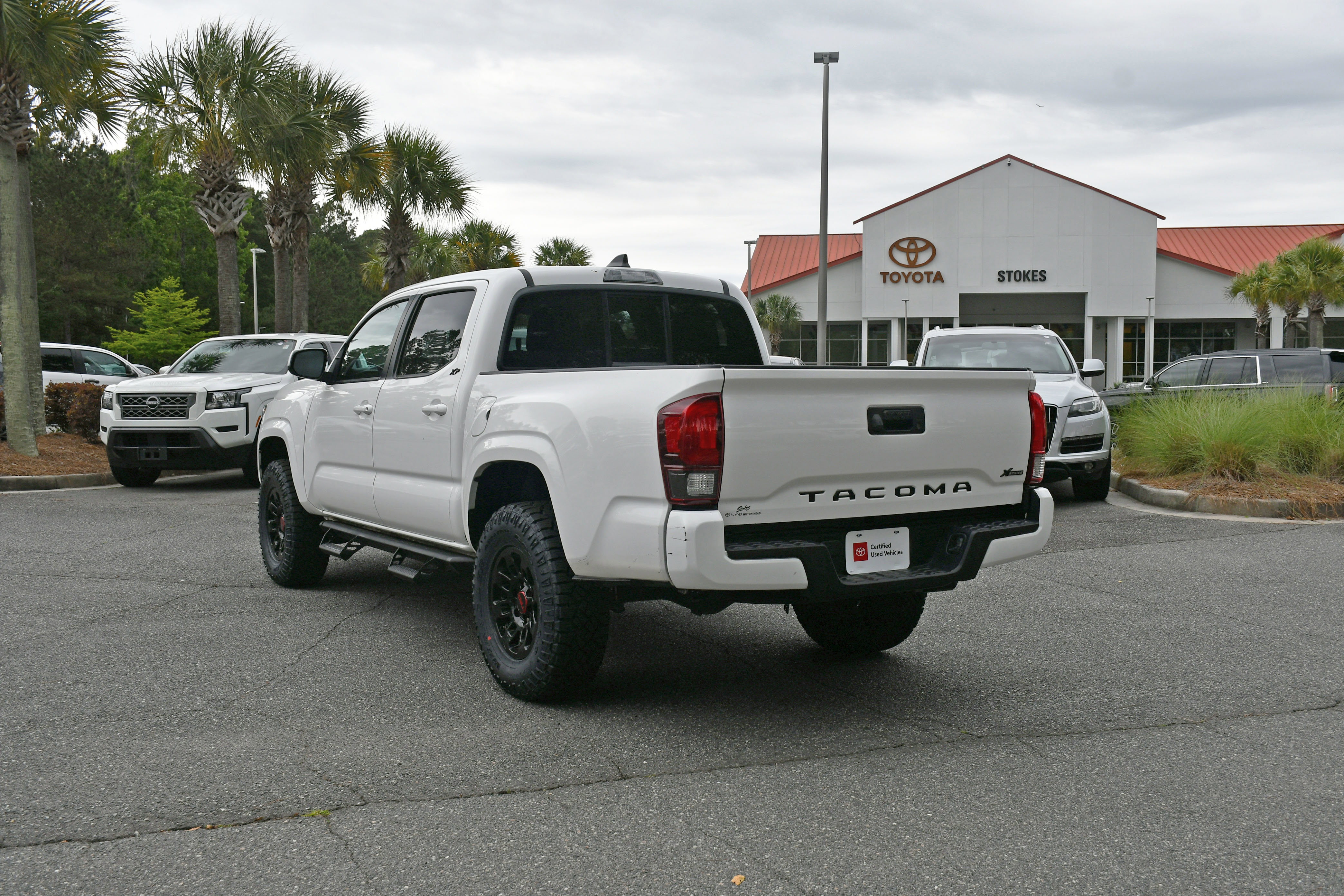 Certified 2022 Toyota Tacoma SR w/ SR Convenience Package RWD image 3
