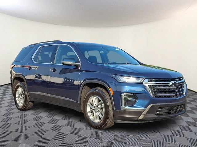 Used 2023 Chevrolet Traverse LT AWD/4WD image 1