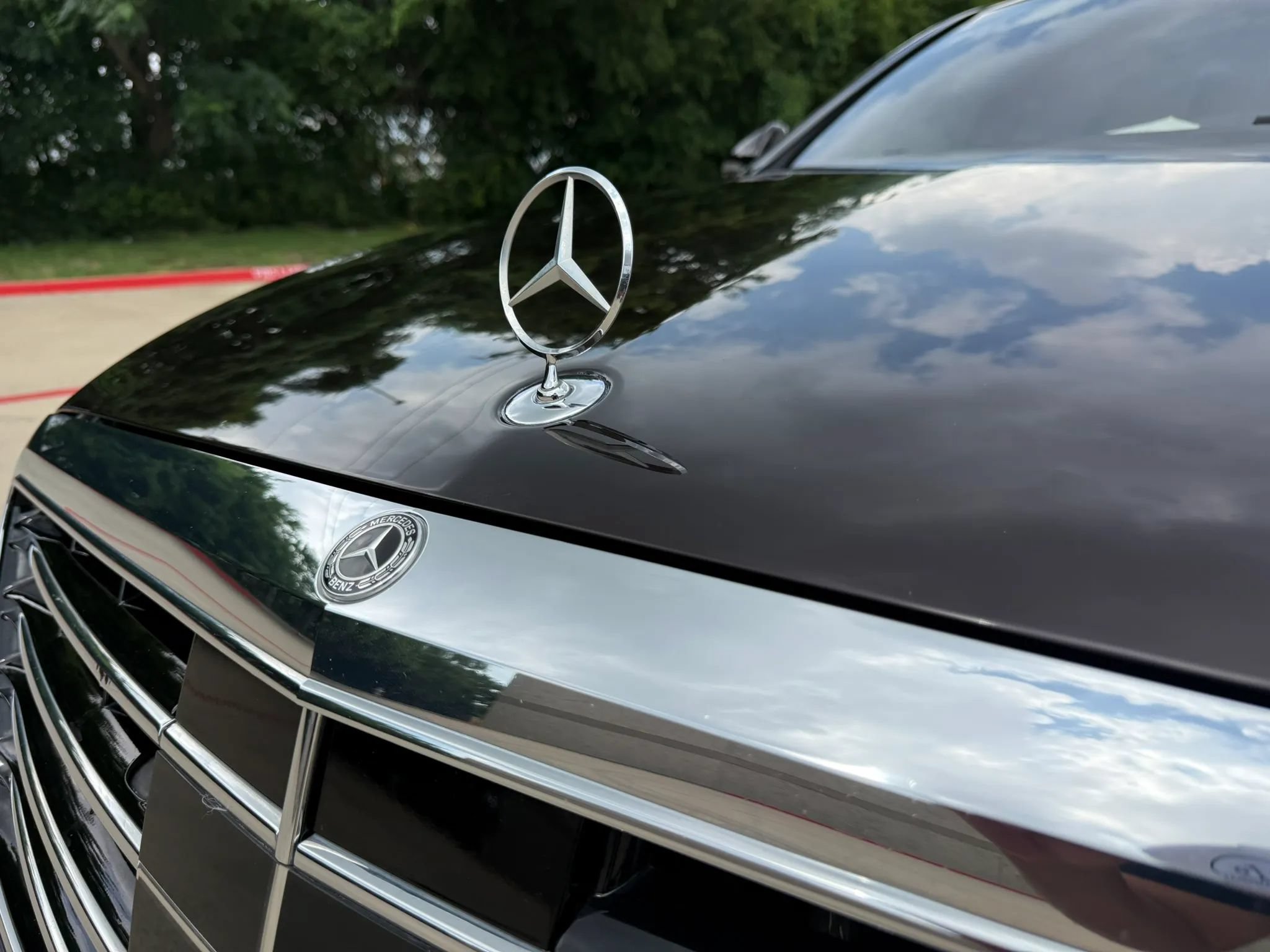 Used 2014 Mercedes-Benz S 550 Sedan w/ Premium 1 Package image 8