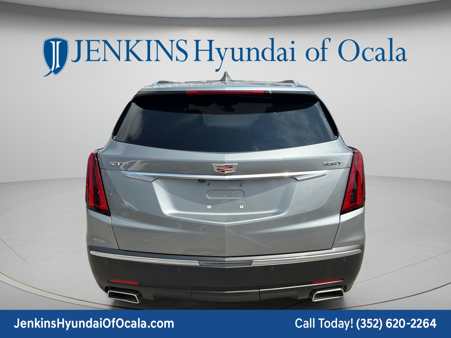 Used 2025 Cadillac XT5 Luxury FWD image 4