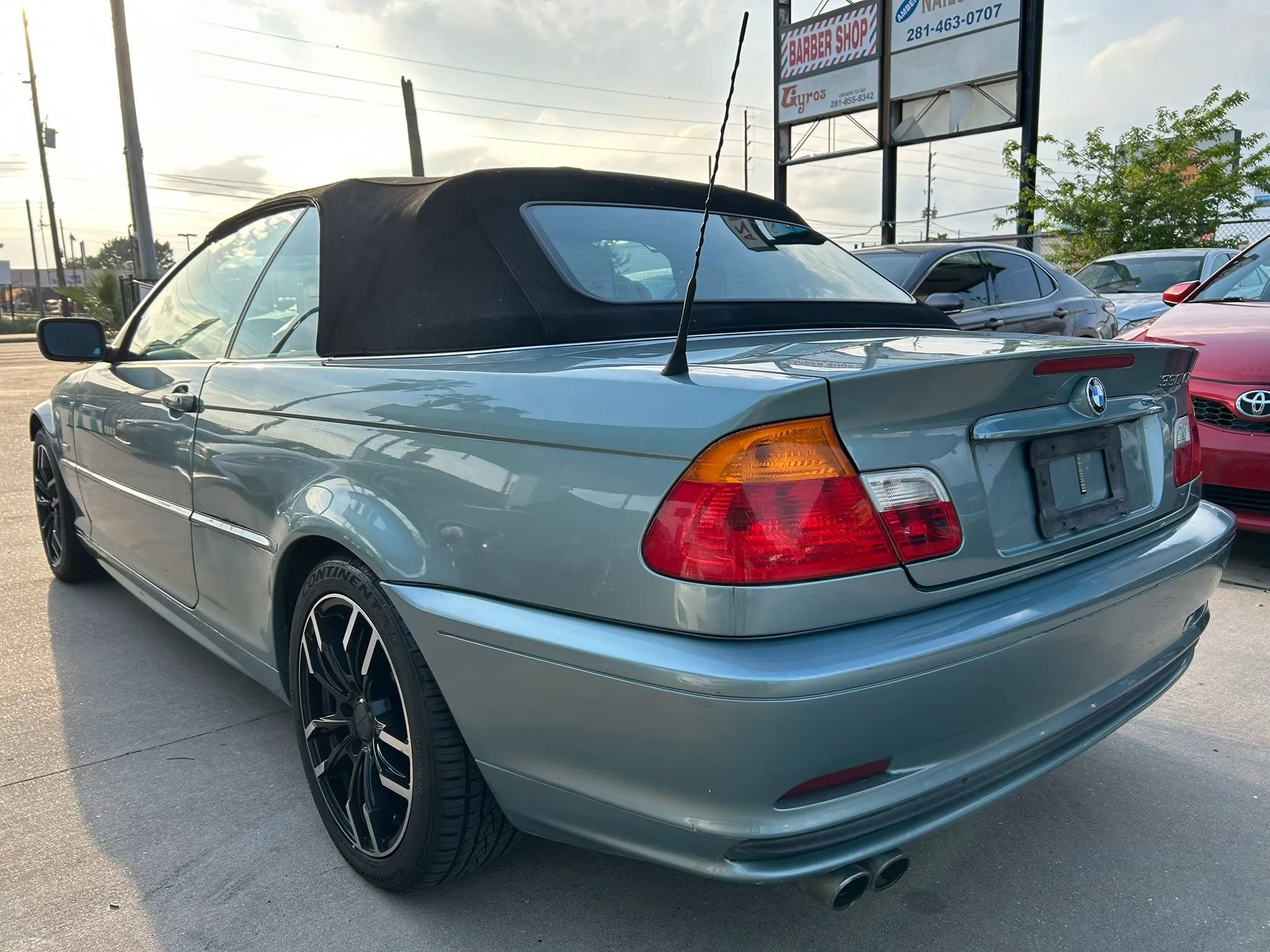 Used 2003 BMW 330Ci Convertible RWD image 3