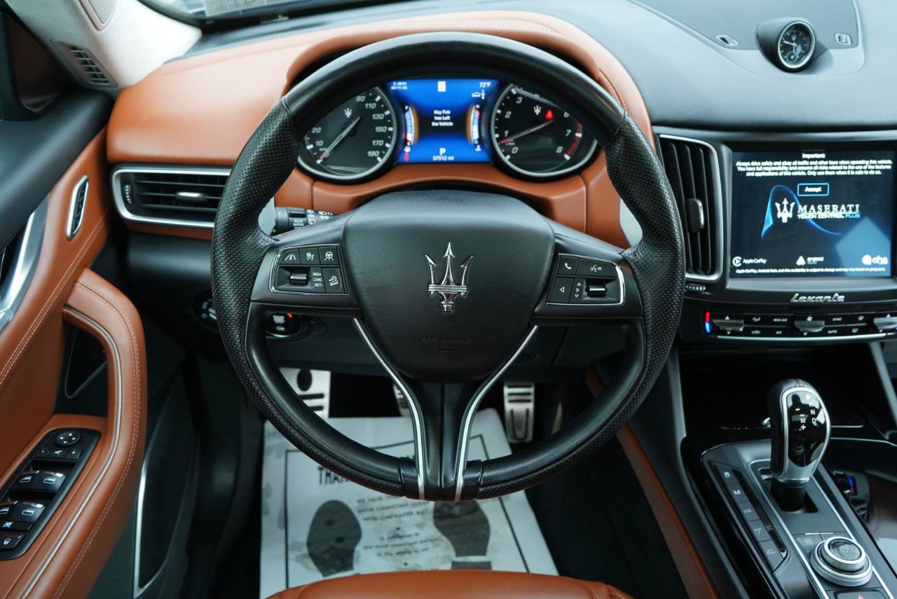 Used 2018 Maserati Levante S GranSport AWD/4WD image 25