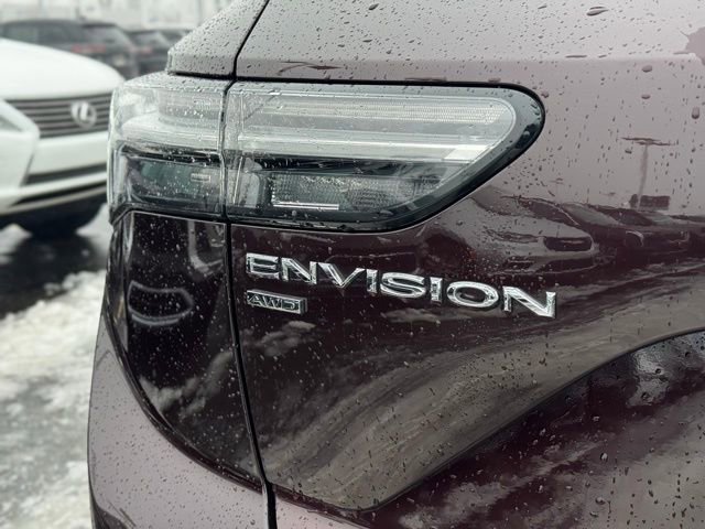 Used 2022 Buick Envision Avenir w/ Technology Package II image 9