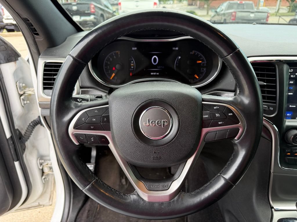 Used 2018 Jeep Grand Cherokee Altitude AWD/4WD image 14