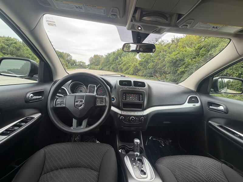 Used 2012 Dodge Journey SXT w/ Popular Equipment Group FWD image 9