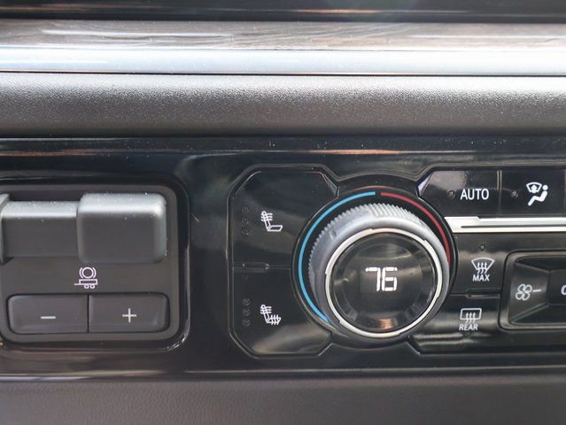 Certified 2024 Chevrolet Silverado 2500 LTZ image 36