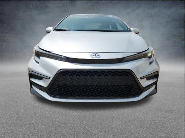 Used 2024 Toyota Corolla SE FWD image 2