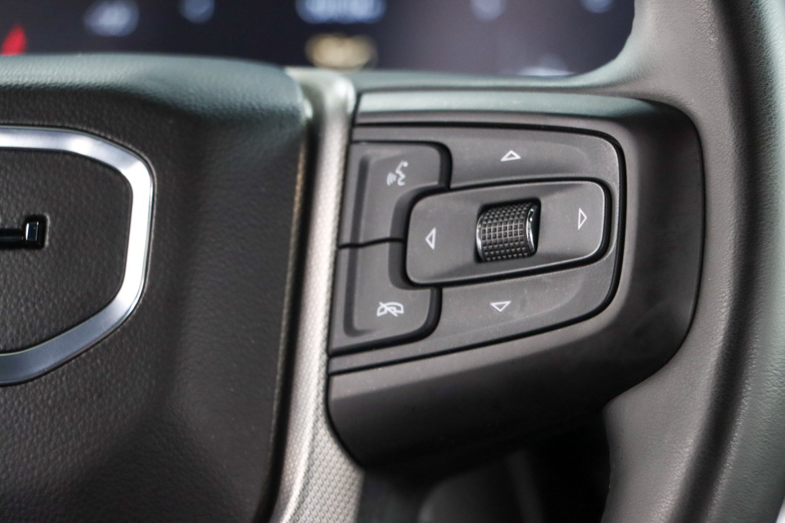 Used 2023 GMC Yukon Denali AWD/4WD image 15