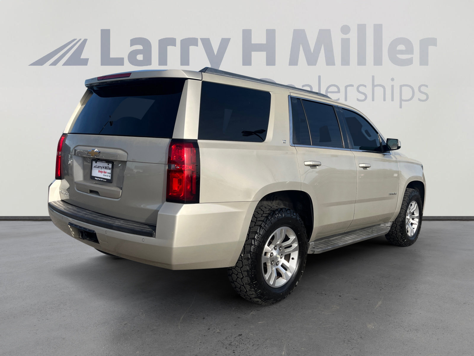 Used 2015 Chevrolet Tahoe LT w/ Luxury Package image 5