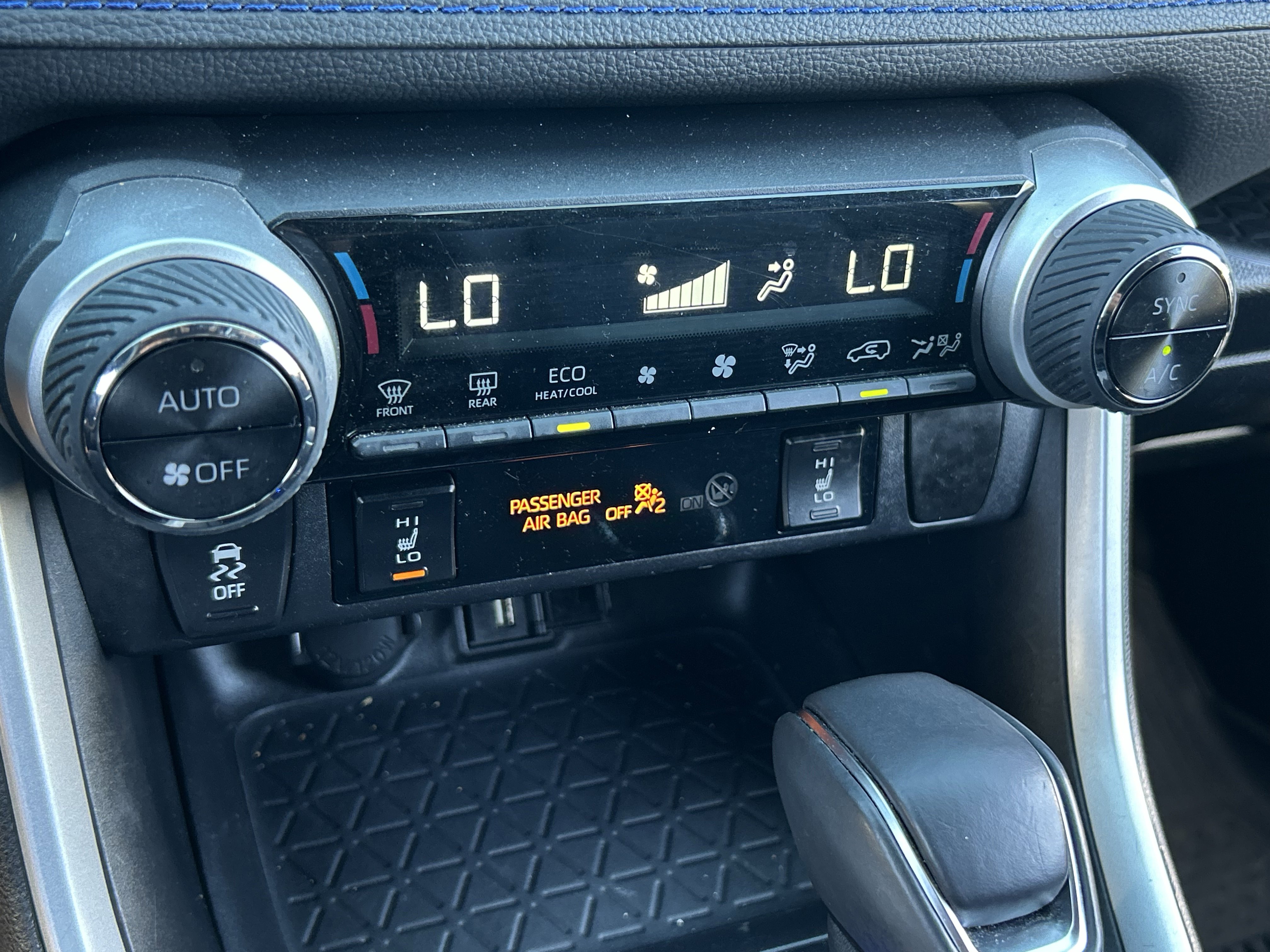 Used 2021 Toyota RAV4 XSE image 27