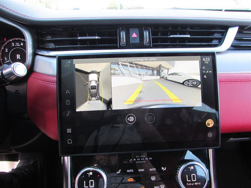 Used 2021 Jaguar XF R-Dynamic SE AWD/4WD image 19