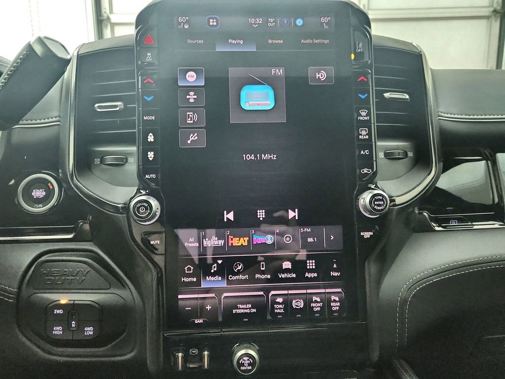 New 2026 RAM 2500 Limited AWD/4WD image 24