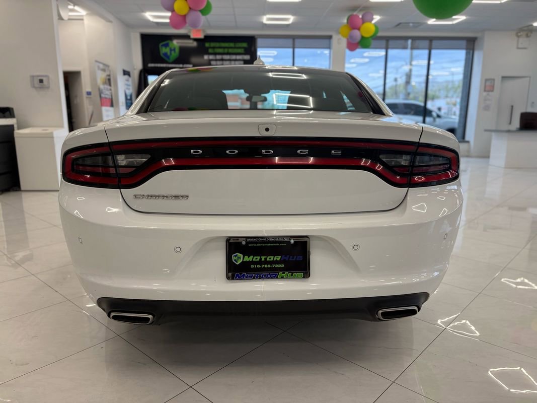 Used 2023 Dodge Charger SXT RWD image 11