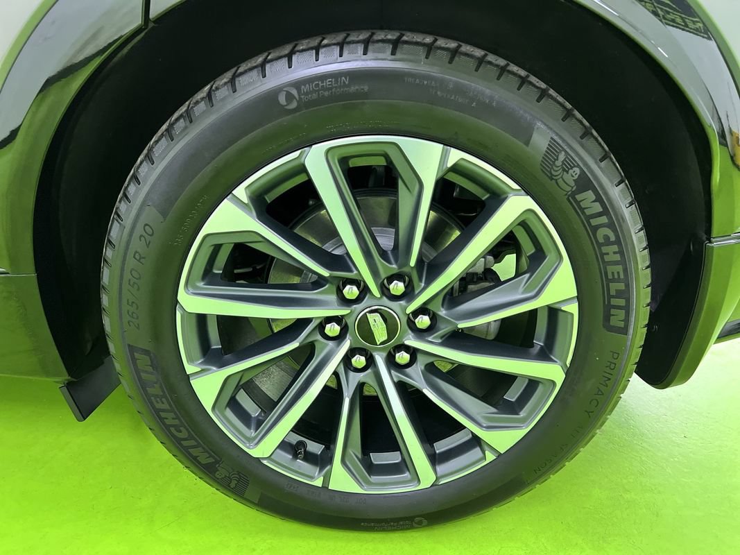 Used 2024 Cadillac Lyriq Sport w/ LPO, Floor Liner Package AWD/4WD image 15