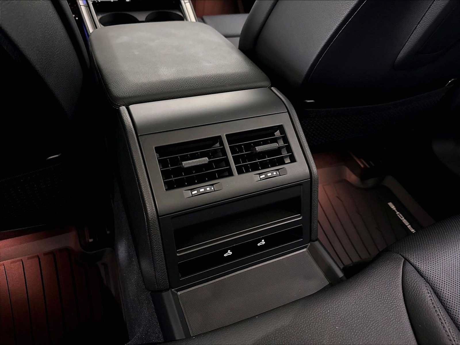 New 2026 Porsche Panamera 4 AWD/4WD image 27